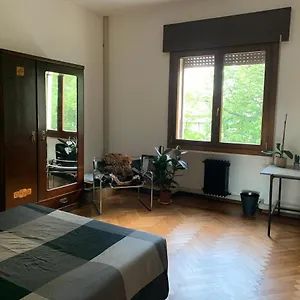 https://umbertolucias-home.hotelinveneto.com