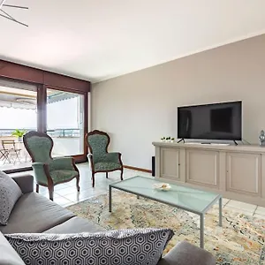 https://la-casa-dellartista.hotelinveneto.com