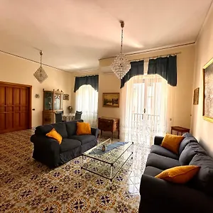 Maman Suite, Center Near Molo Beverello Napels