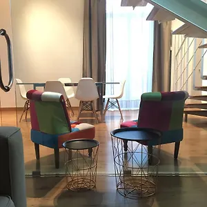Loft In Palazzo Trina 1600d.c. Napels